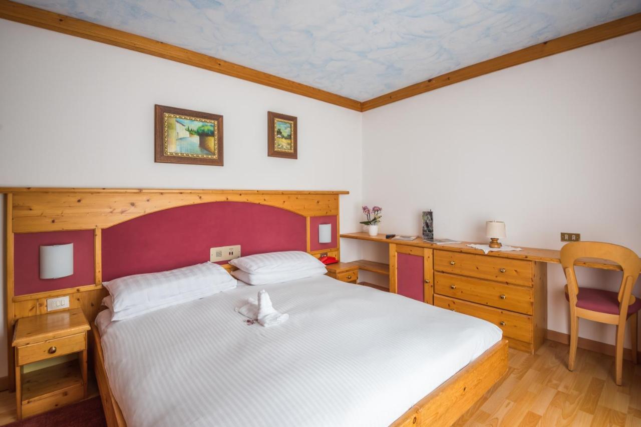Hotel St. Raphael Madonna Kültér fotó