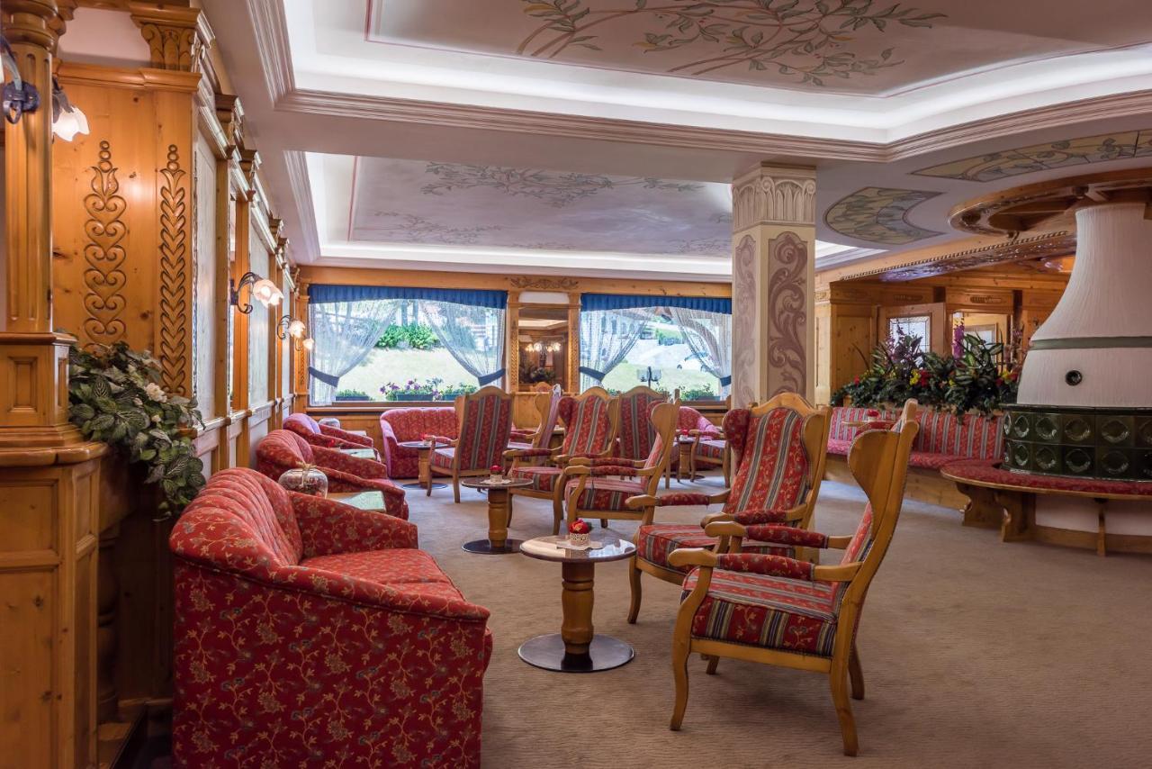 Hotel St. Raphael Madonna Kültér fotó